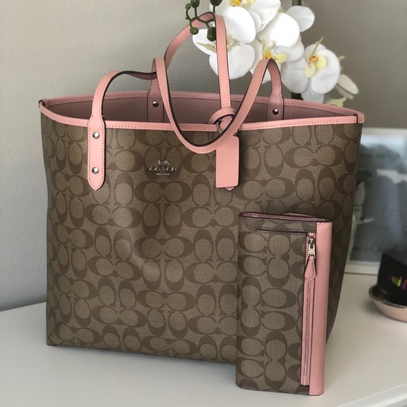 Coach Reversible City tote & matching wallet NWT - Picture 2 of 8